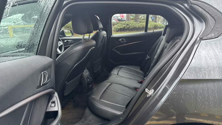 BMW 1 Series 118i M Sport 5dr Step Auto Petrol Hatchback